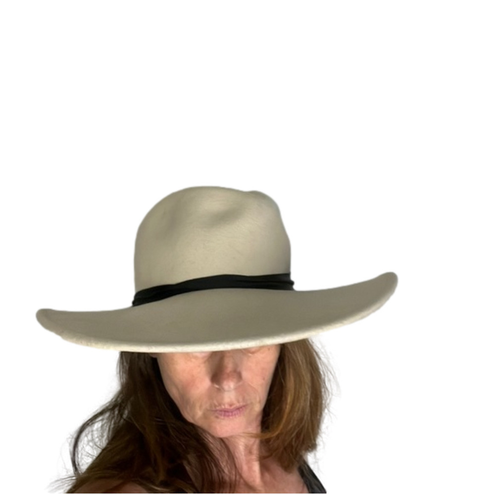 Goorin Bros.  Dean the Butcher cream 100% wool felt Fedora Hat